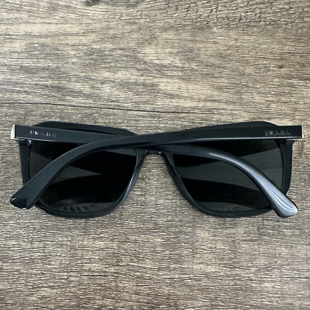 Prada sunglass